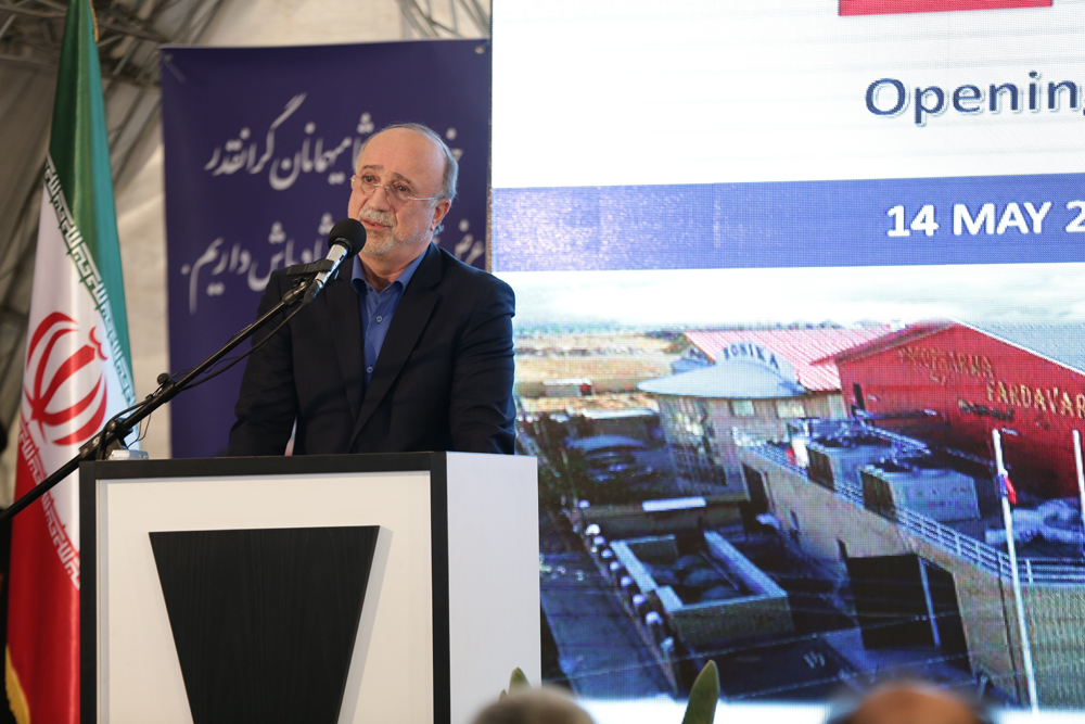 استاندار البرز در آیین بهره برداری از بزرگترین کارخانه تولید کیسه خون خاورمیانه در کرج خبر داد