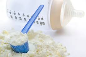 شیرخشک های رژیمی وارداتی با ارز دولتی در کمیسیون قانونی سازمان غذا و دا رو قیمت گذاری می شوند