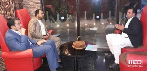 نشست با والی و تجار افغانستان در منطقه اقتصادی بیرجند در ایجاد پایگاه صادراتی و گامی دیگر در تحقق هدف افزایش 10 برابری صادرات تجهیزات پزشکی