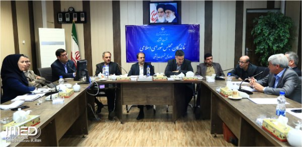 مشکلات تامین تجهیزات پزشکی و ارز مورد نیاز آن، بررسی شد