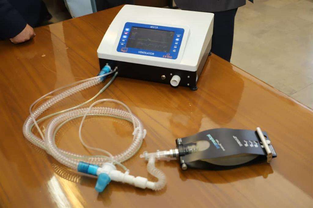 ساخت دستگاه پرتابل تنفس مصنوعی در فارس در سال جهش تولید