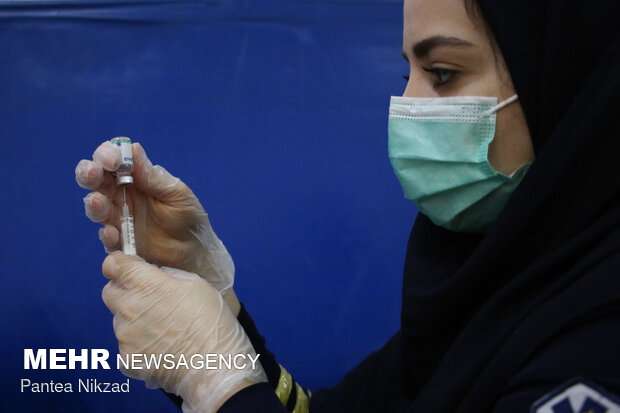 معاون بهداشت دانشگاه علوم پزشکی تهران مطرح کرد؛کدام مادران باردار در اولویت واکسیناسیون کرونا قرار دارند